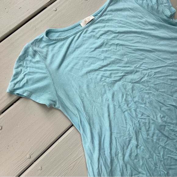 Light Blue Tunic with Pockets - Picture 4 of 15